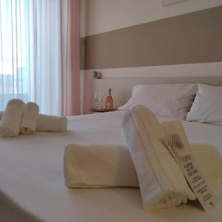 Hotel Baia Verde Галлиполи Экстерьер фото