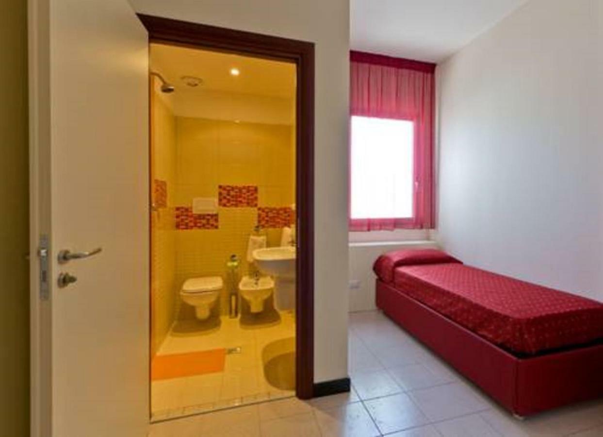 Hotel Baia Verde Галлиполи Экстерьер фото