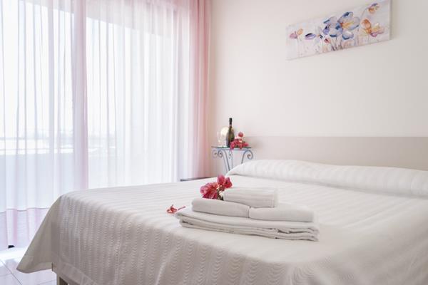 Hotel Baia Verde Галлиполи Экстерьер фото